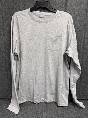 Poncho Men's Long-Sleeve Pocket Tee in Light Gray